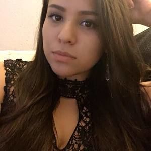 Meet your Posher, Mia